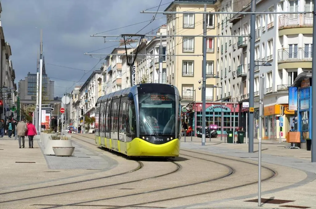 Brest Place Keruscun Proximite De La Gare Avec Internet Apartment